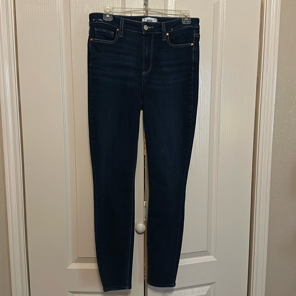 Paige Jeans. Hoxton ankle style. Size 29. Barely worn.